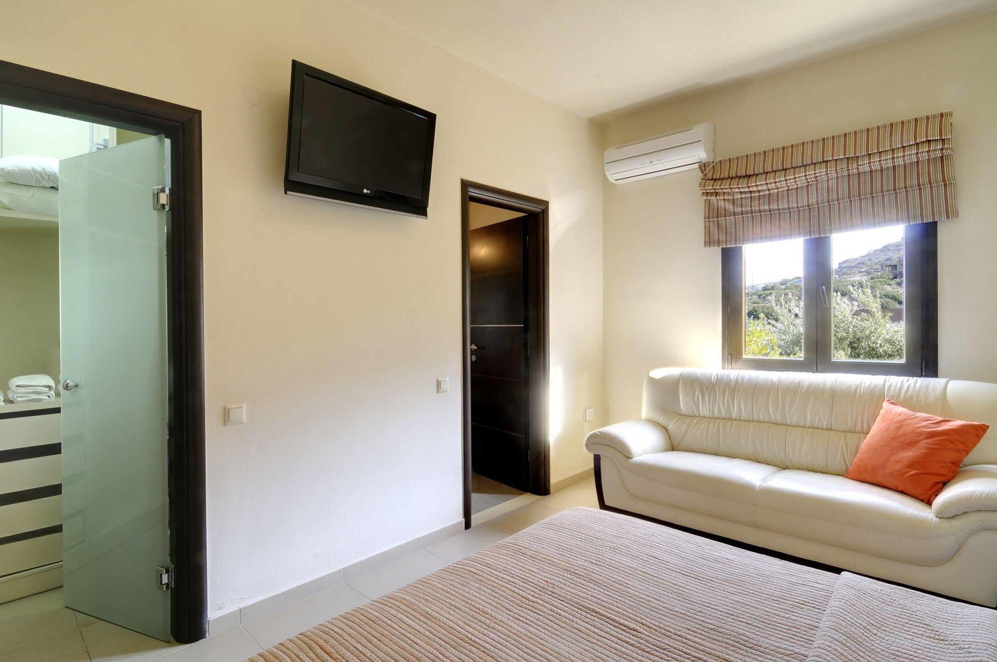 Villa Panorama เอลุนดา ภายนอก รูปภาพ