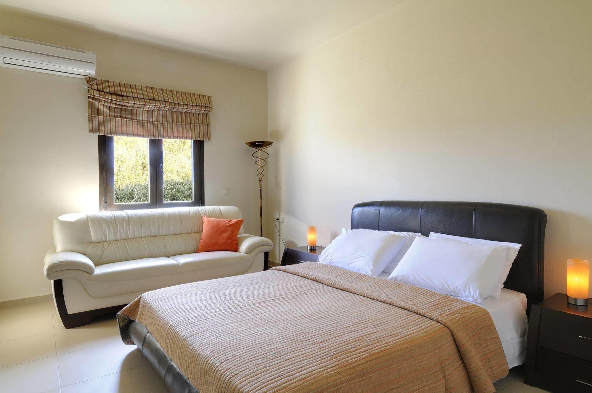 Villa Panorama เอลุนดา ภายนอก รูปภาพ
