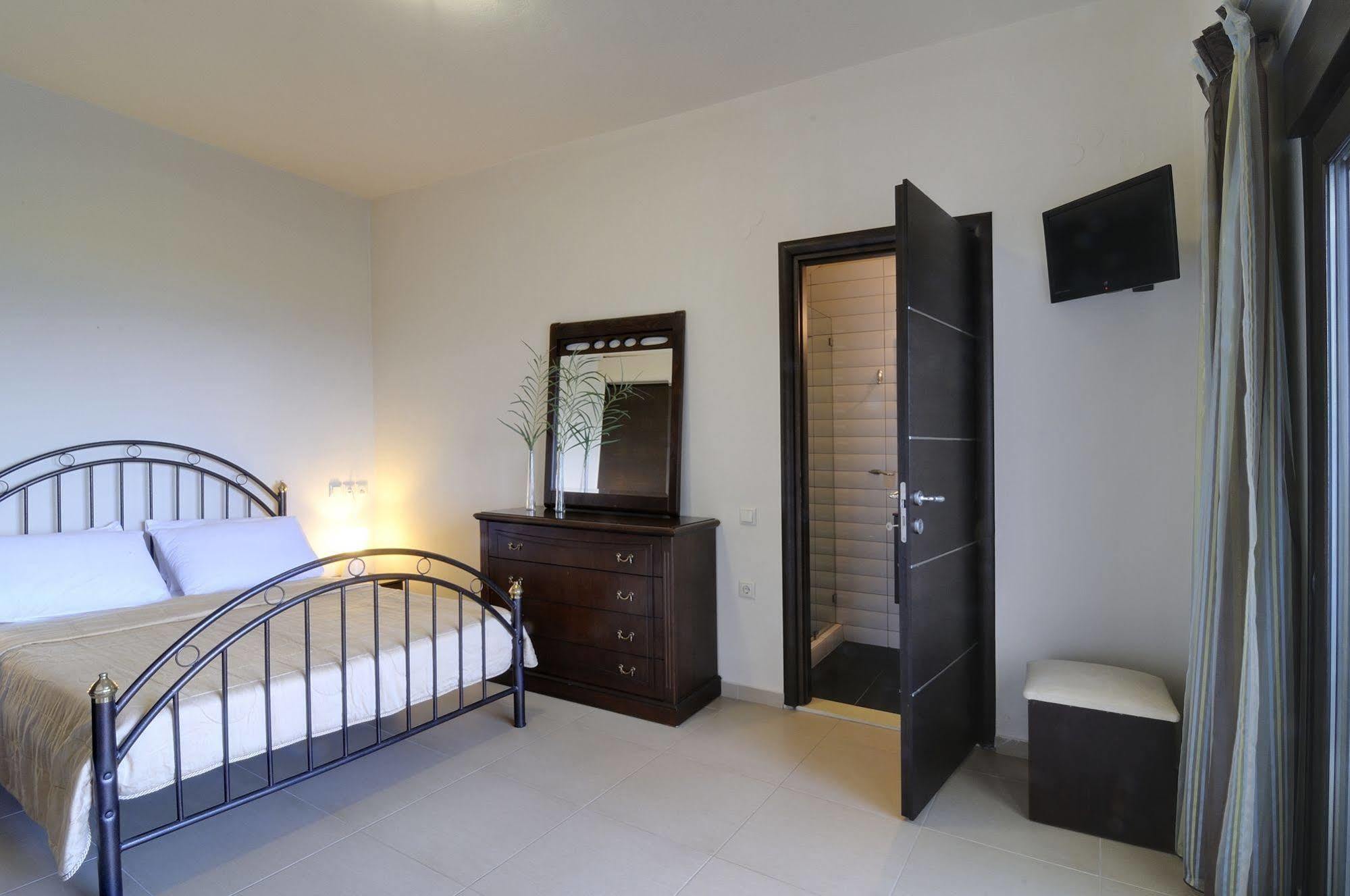 Villa Panorama เอลุนดา ภายนอก รูปภาพ